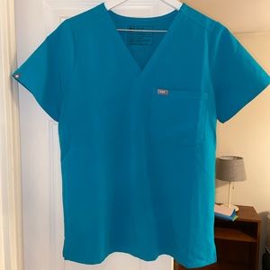 Figs One Pocket Scrub Top
